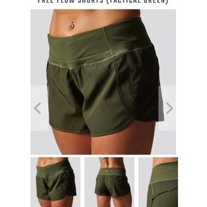 Born Primitive Free Flow shorts XL